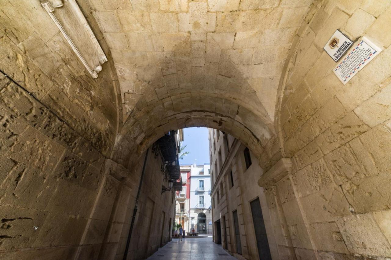 Moonkey - Santisima Faz Apartment Alicante Luaran gambar